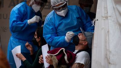 México suma en 24 horas 3 mil 493 casos y 256 muertes por COVID-19