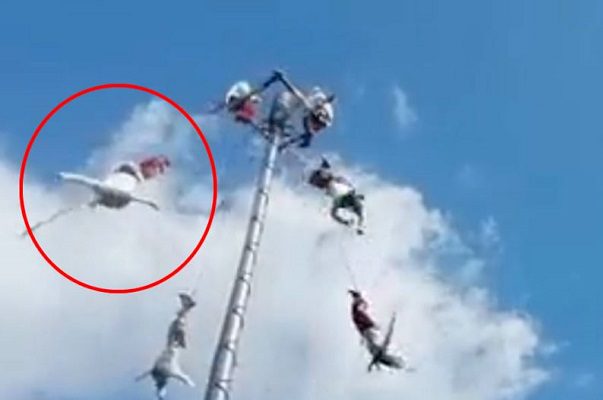 Volador de Papantla cae de 25 metros durante ritual del Día de Muertos #VIDEO