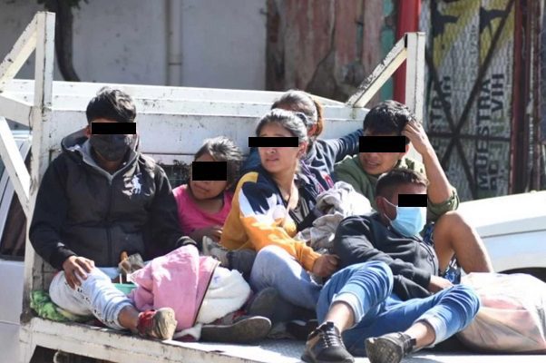 Por rapiña, damnificados por explosión en Puebla duermen en las calles