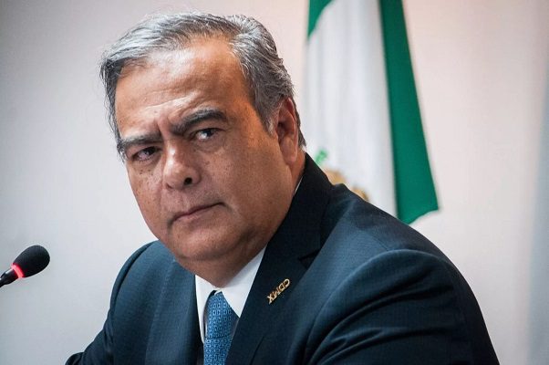 Tribunal deja sin efecto orden de aprehensión contra Raymundo Collins