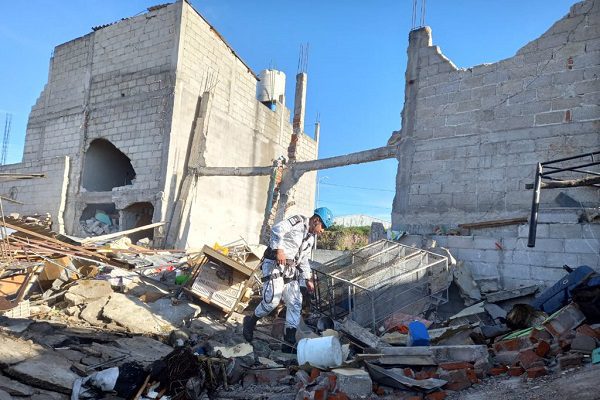 Gobierno de Puebla descarta personas sepultadas tras explosión de gaseoducto