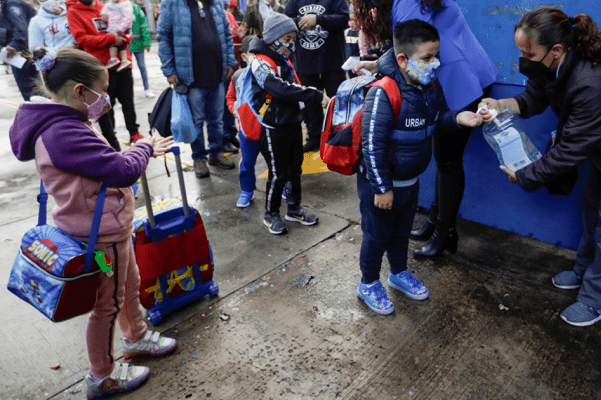 Autoridad Educativa Federal de CDMX llama a volver a las aulas