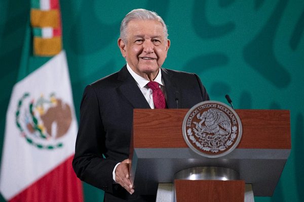 AMLO asegura que hubo "suerte" en que explosión en Puebla no fuera mayor