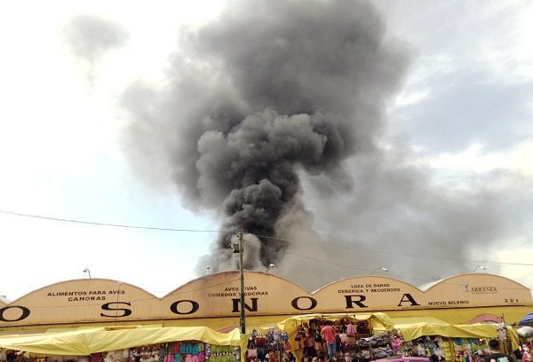 Se registra incendio en el Mercado de Sonora #VIDEOS