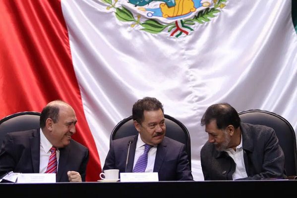 Morena y aliados acuerdan diferir hasta 2022 discusión de Reforma eléctrica