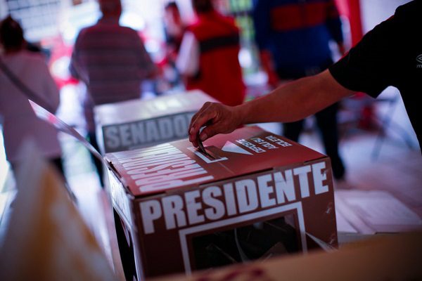 INE propone cambiar revocación de mandato para abril del siguiente año