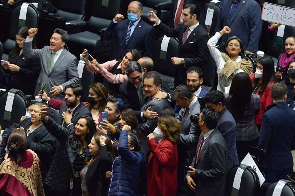 Diputados aprueban en lo general el Presupuesto 2022