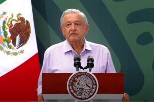 Gobierno está obligado a apoyar “doblemente” a Indira Vizcaíno, dice AMLO