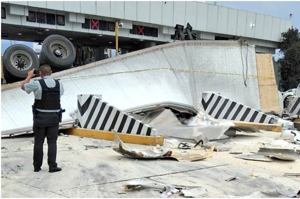 Identifican a las 17 víctimas de la carambola en la México-Puebla