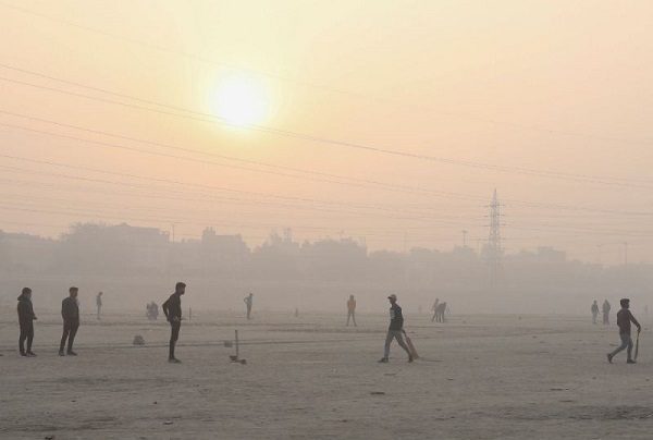 Nueva Delhi cierra escuelas indefinidamente por contaminación