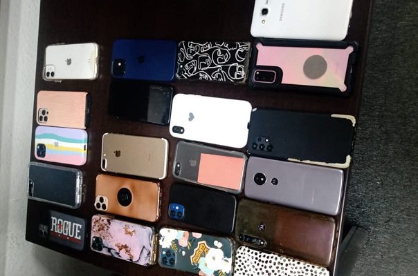 Buscan a dueños de celulares robados en festival musical Pa’l Norte