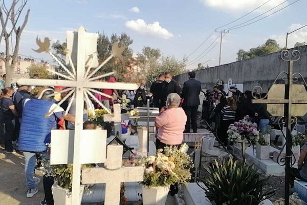 Despiden a Marlene, víctima de la explosión de la colonia Pensil