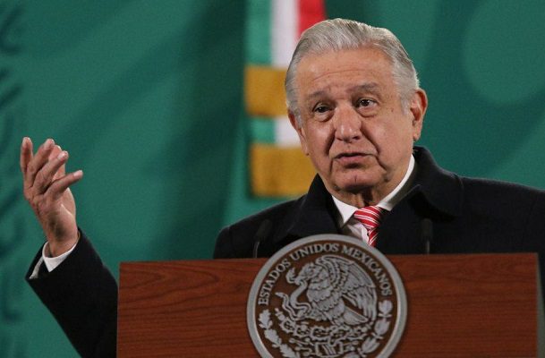 PRI abraza el salinismo y rechaza al pueblo, asegura AMLO sobre reforma eléctrica