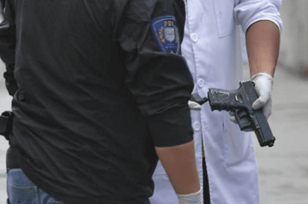 Joven de 17 años es asesinado mientras asaltaba con pistola falsa, en Iztapalapa