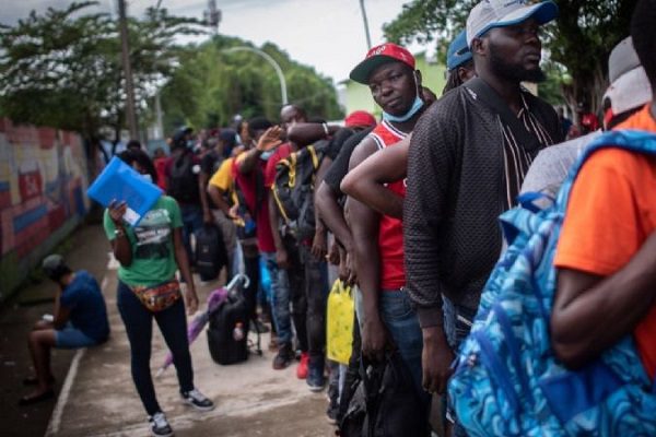 Parte una segunda caravana migrante desde Tapachula