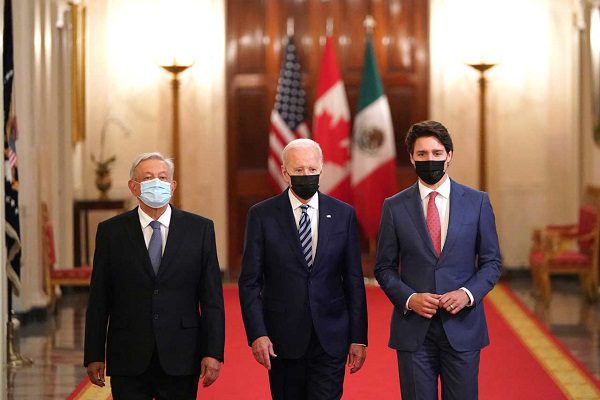AMLO asegura que no hubo “diferencias de fondo” en cumbre trilateral