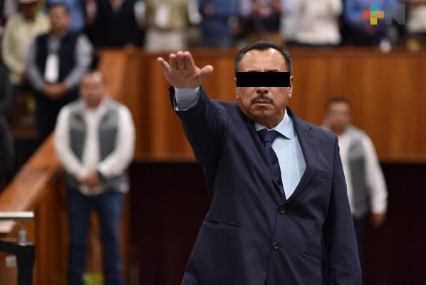 Exdiputado en estado de ebriedad atropella y mata a niña, en Veracruz