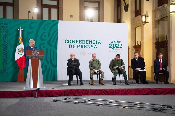 AMLO descarta vacunación obligatoria contra Covid-19 en México