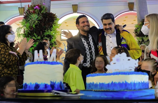 Pablo Montero le cantó 'Las Mañanitas' a Nicolás Maduro por su cumpleaños #VIDEO