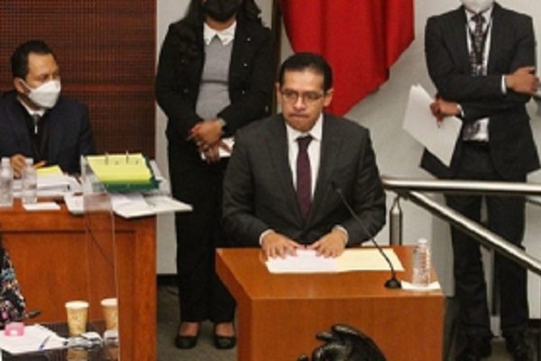 Ante diputados, director del ISSSTE admite desabasto de medicamentos