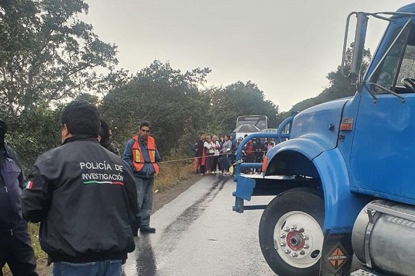 Sube a ocho el número de muertos por choque en carretera Nicolás Romero