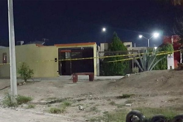 Detienen a mujer por asesinar a su suegra a puñaladas, en Apodaca, Nuevo León