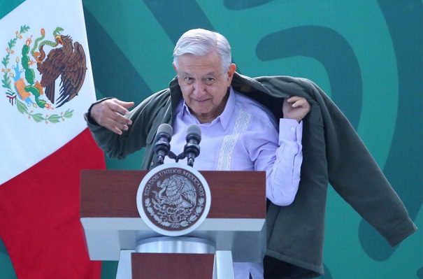 Opositores me han hecho “lo que el viento a Juárez”, celebra AMLO