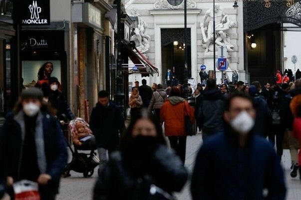 Austria fija multas de hasta 7 mil euros a quien se niegue a vacunar