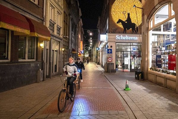 La variante Ómicron llegó a Países Bajos una semana antes de lo supuesto