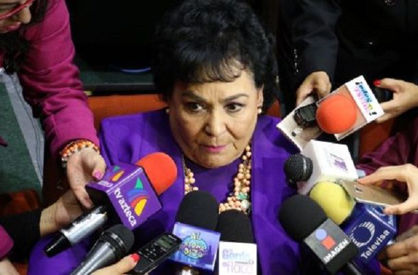Carmen Salinas se encuentra en proceso de dejar la respiración artificial