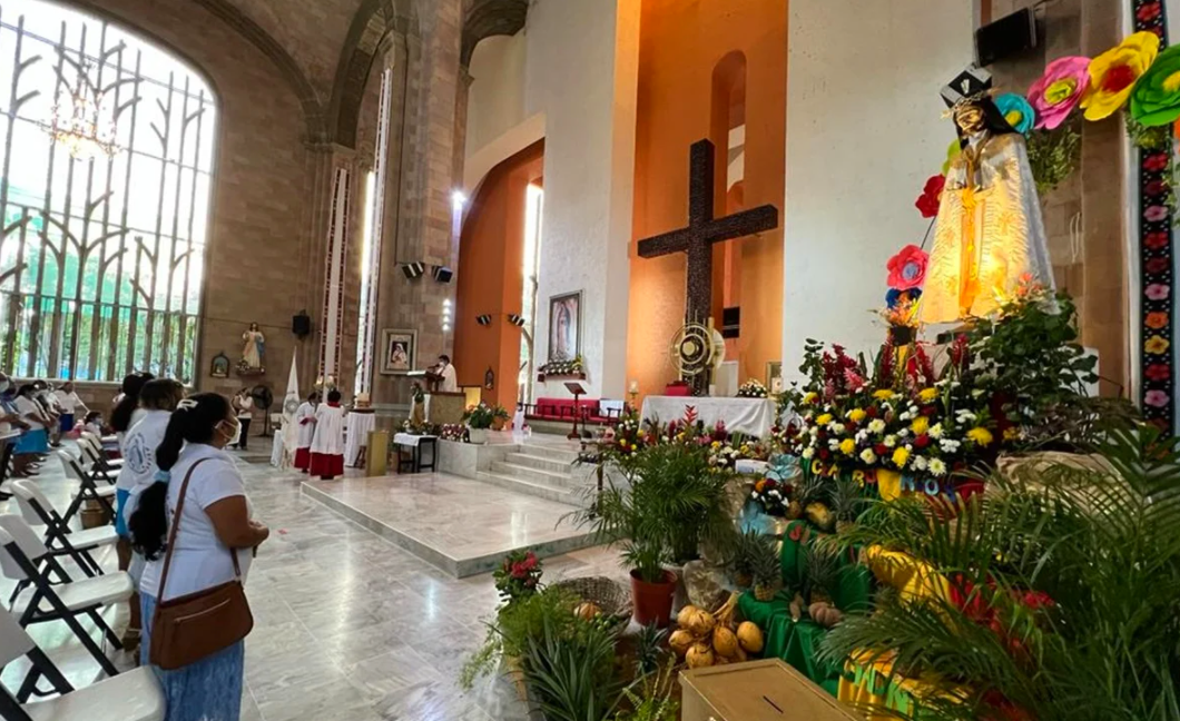 Sin presencia de familia inician novenarios de Octavio Ocaña en Tabasco