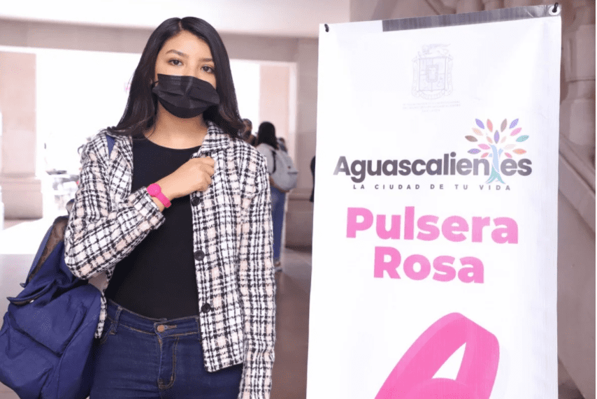 Otorgan pulseras a alumnas de Aguascalientes podrán pedir ayuda si están en riesgo