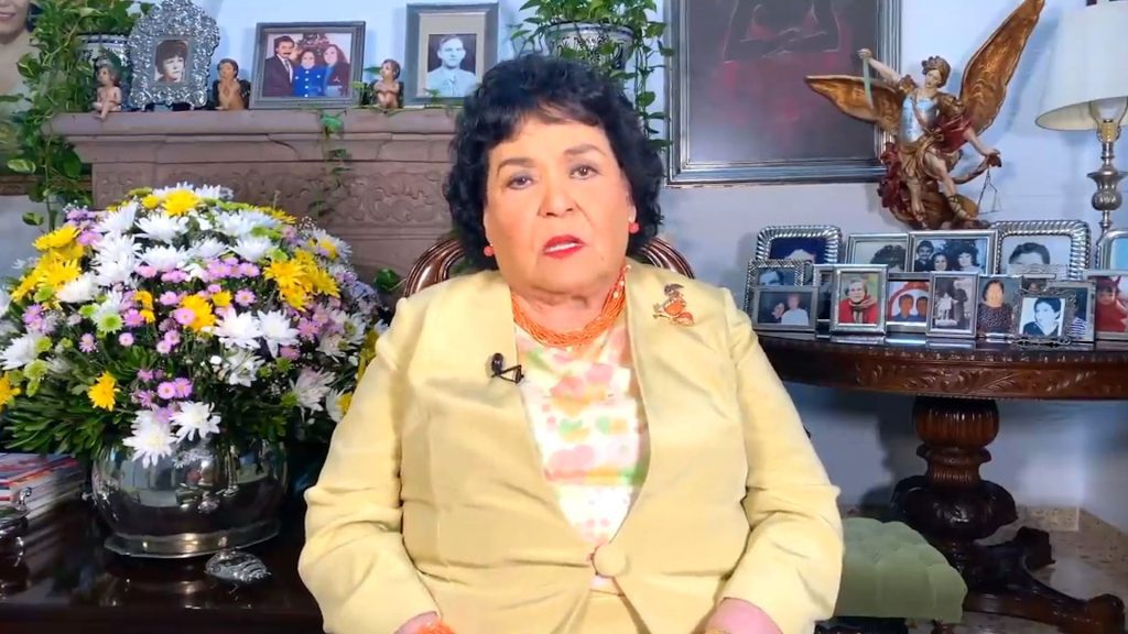 Buscan neurólogo militar para atender a Carmen Salinas