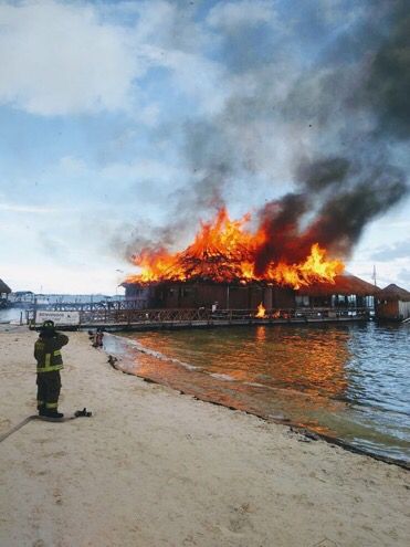 Incendio en Cancún