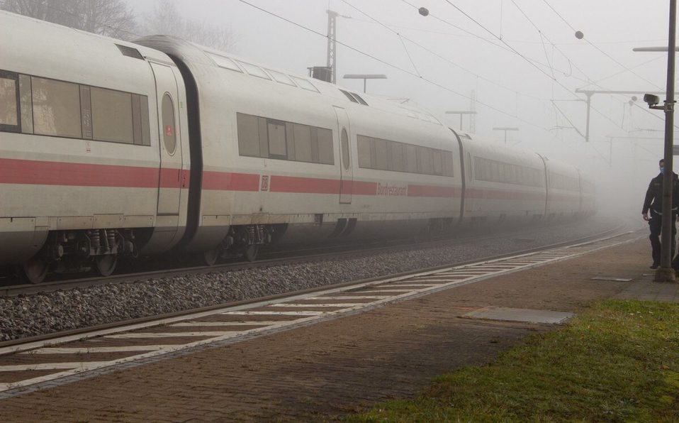 Sujeto ataca a tres personas en tren de Alemania