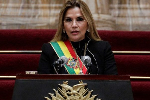 Fiscalía de Bolivia pedirá diez años de cárcel contra la expresidenta Jeanine Áñez