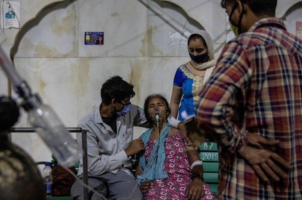 Paciente con Ómicron en India huye de hotel donde guardaba cuarentena