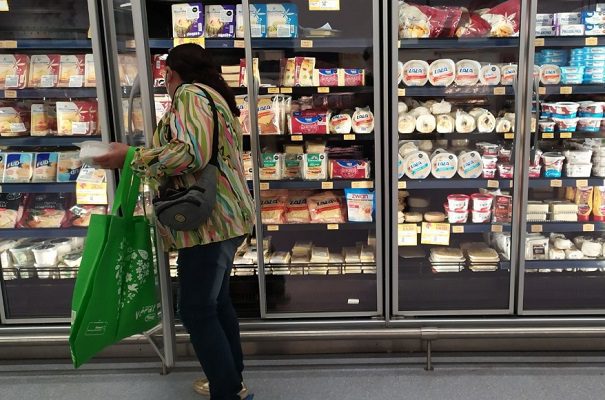 Profeco sacará quesos del mercado por engañar al consumidor en su información