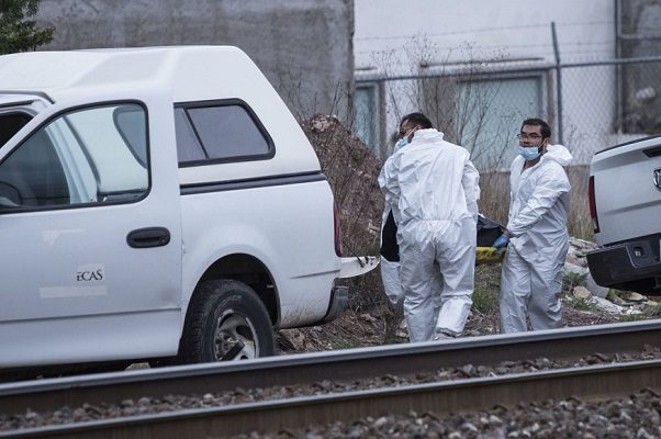 Abandonan nueve bolsas con restos humanos en Fresnillo, Zacatecas
