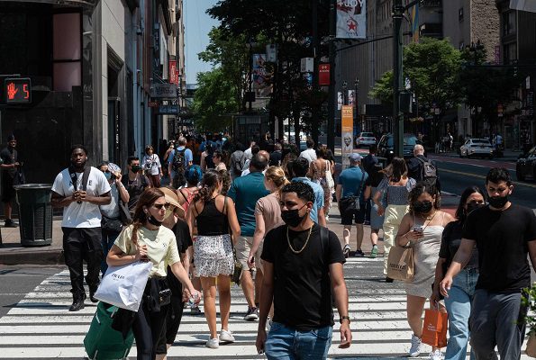 NY impone vacunación obligatoria a empleados del sector privado