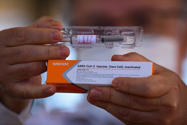 Sinovac prevé tener lista en tres meses nueva versión de su vacuna