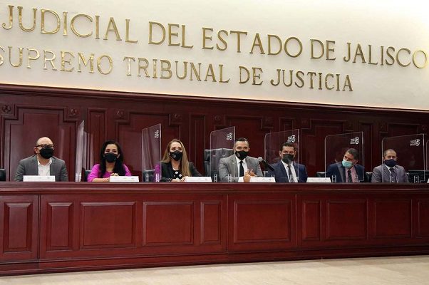 Añaden una denuncia a magistrado de Jalisco acusado de abuso a menor