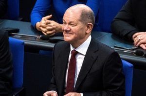 Olaf Scholz es elegido canciller federal por el Parlamento alemán