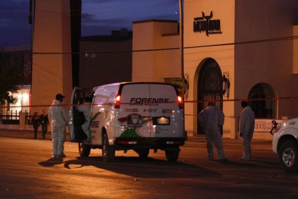 Asesinan a hombre sin hogar con piedra de 3 kilos en la cabeza, en Ciudad Juárez