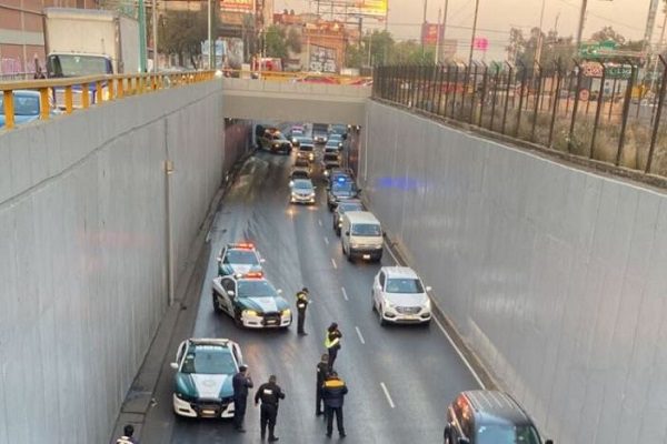 Hombre muere tras arrojarse de puente sobre Circuito Interior