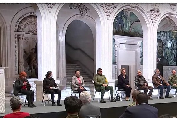 AMLO ordena abrir todos los archivos e instalaciones para pesquisas de Guerra Sucia