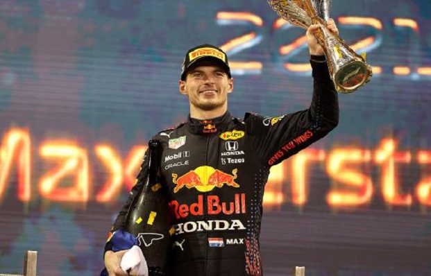 Mercedes protesta ante FIA la victoria de Max Verstappen en el GP de Abu Dhabi