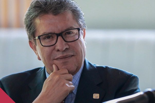 Ricardo Monreal anuncia iniciativa de Reforma Financiera