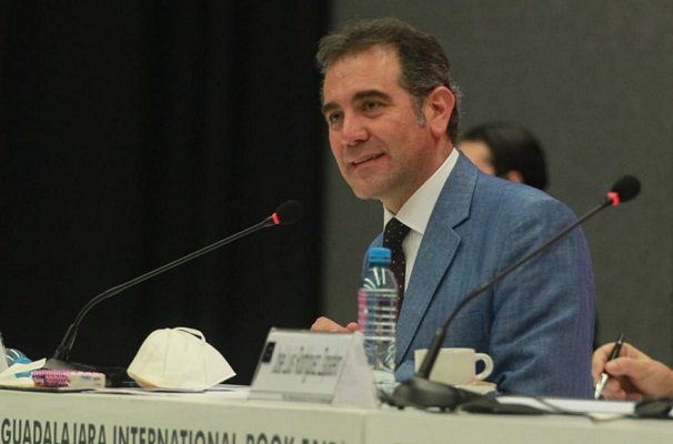 Córdova alerta que es insuficiente presupuesto para revocación de mandato