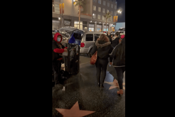 Tiroteo durante homenaje a Vicente Fernández en Hollywood deja un detenido
